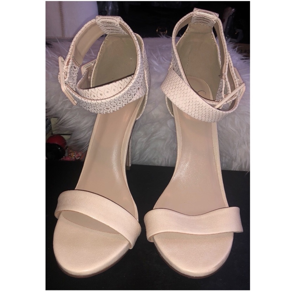 Snake print faux nude sandals new